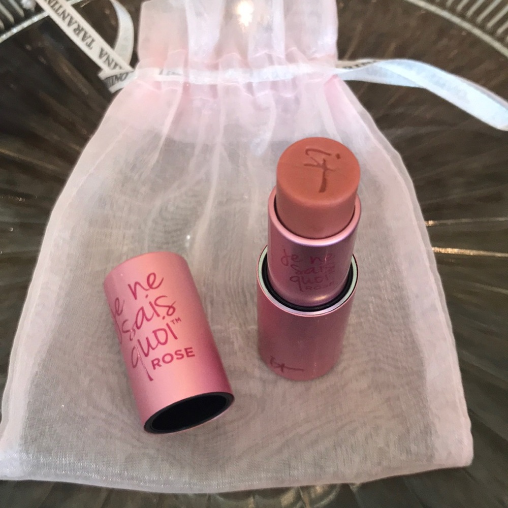 IT Cosmetics Gloss - Picture 2 of 2
